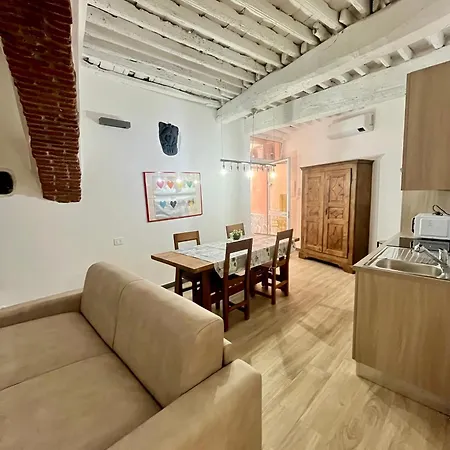 아파트 Monolocale Nuovo In Centro Storico *